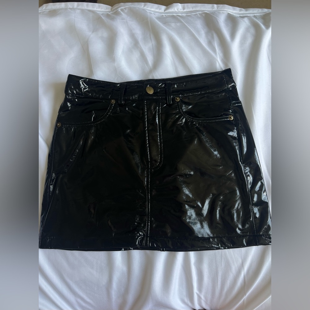 Olivaceous Black Patent Leather Mini Skirt (PU)